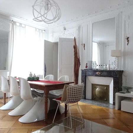 Les Serruriers - Appartement Spacieux Avec Terrasse & Parking Estrasburgo Exterior foto